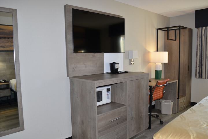 Room 43 of 59