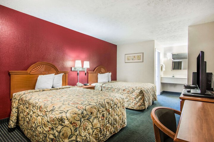 Room 7 of 23