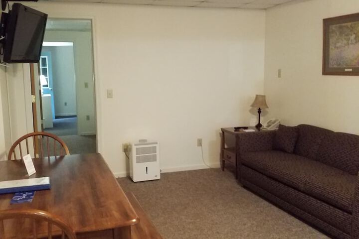 Room 46 of 127