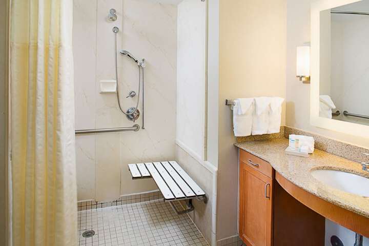 Room 20 of 27