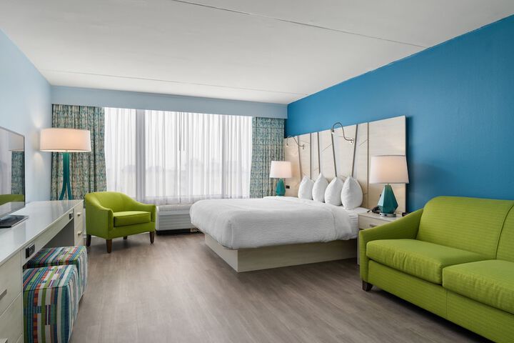 Room 16 of 50