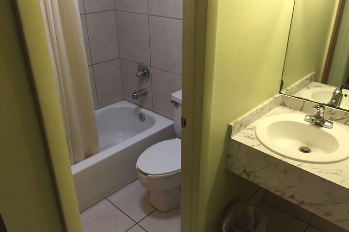 Room 15 of 31