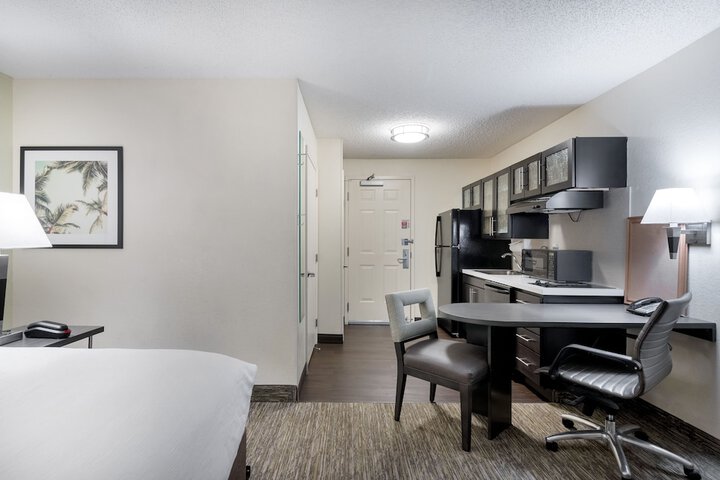 Room 21 of 45