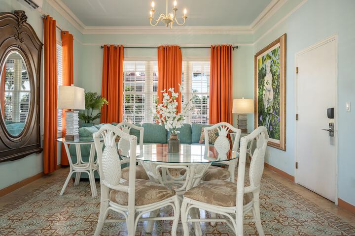 Southernmost House - Adult Exclusive