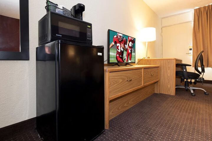 Days Inn by Wyndham Williamsport