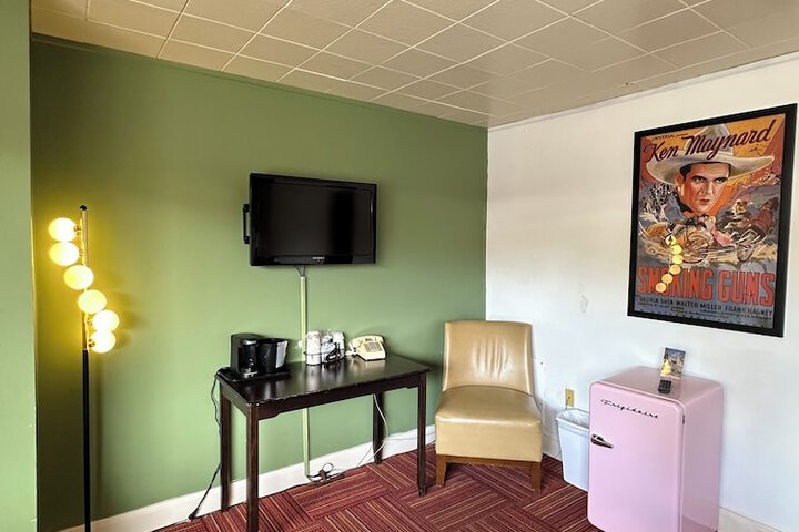 Room 41 of 58