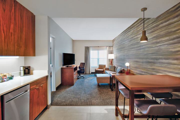 Residence Inn by Marriott Orlando Flamingo Crossing / Western Entrance