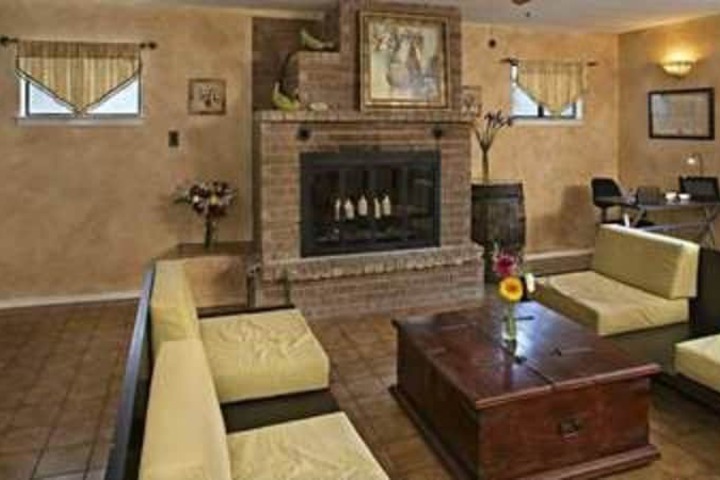 The Lakehouse Bed & Breakfast