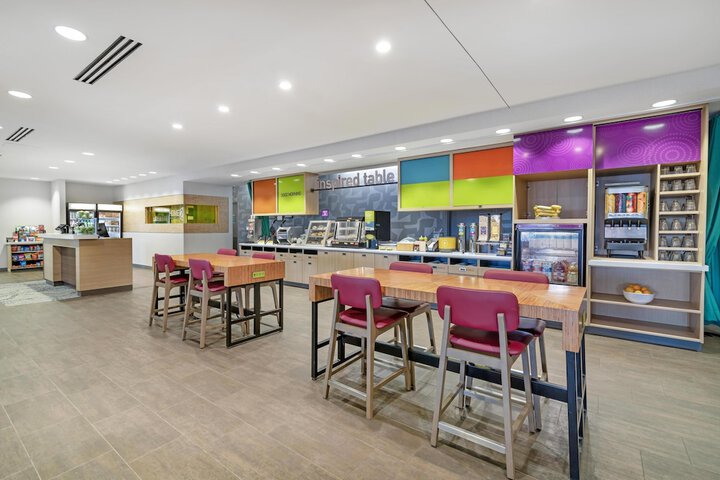 Home2 Suites by Hilton Queensbury Lake George