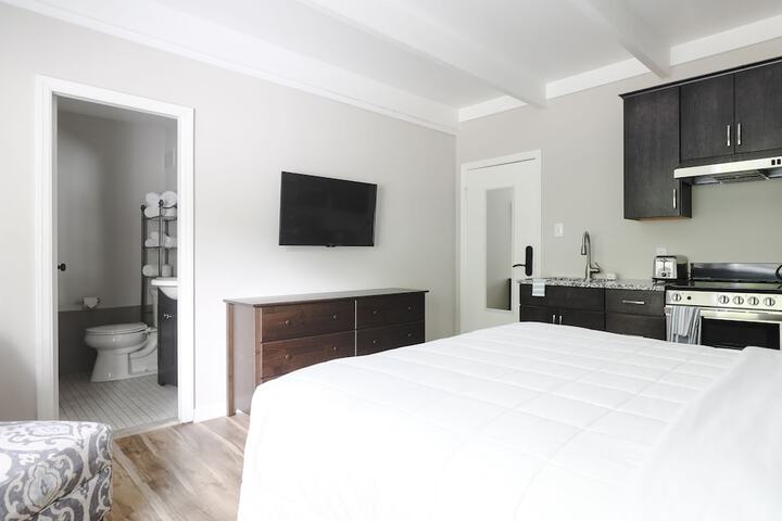 Room 70 of 119