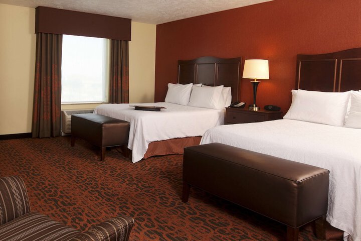 Hampton Inn & Suites by Hilton Fargo Medical Center