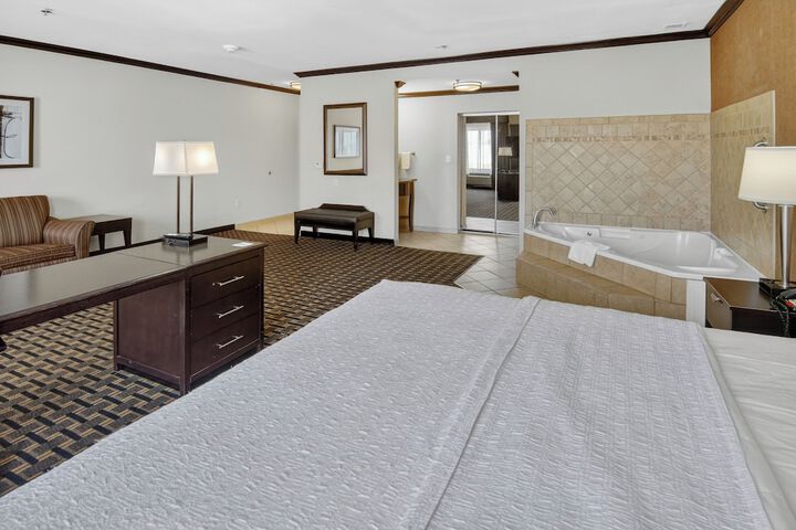 Hampton Inn & Suites Longview North