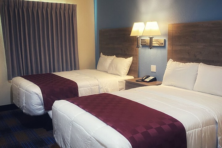 Room 17 of 23