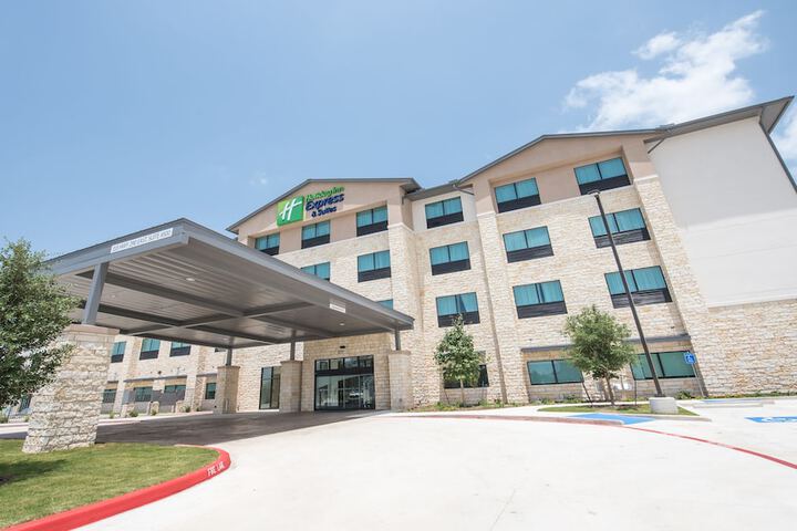 Holiday Inn Express & Suites-Dripping Springs - Austin Area by IHG