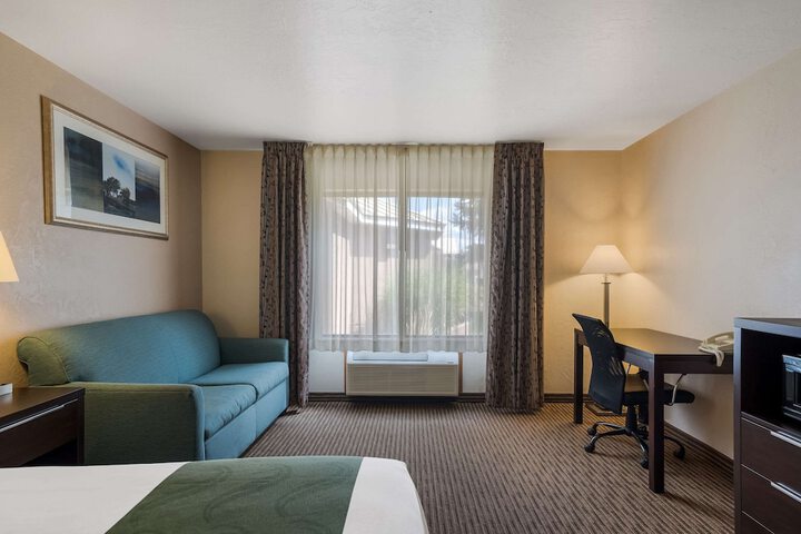 Room 19 of 33