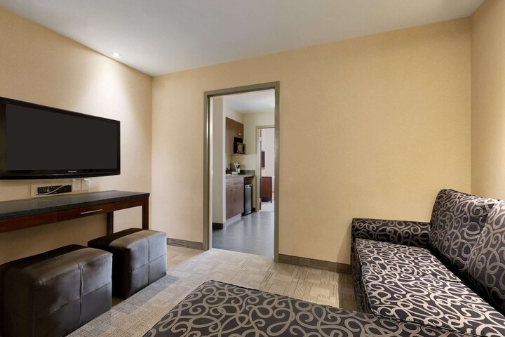 Room 19 of 31