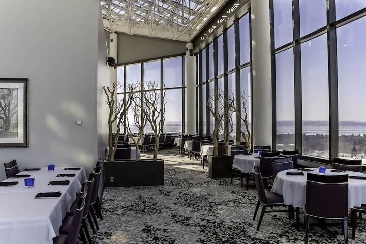 Dining 64 of 84