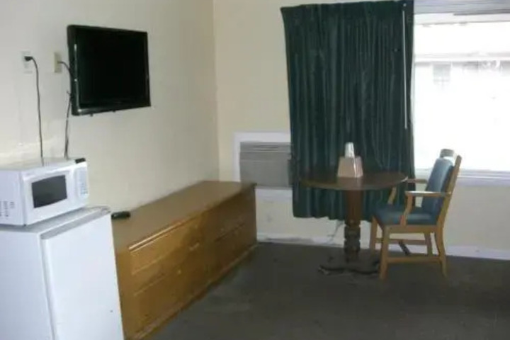 METRO INN MOTEL