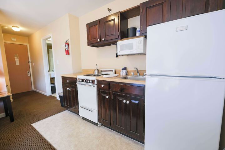 Aspinquid Resort