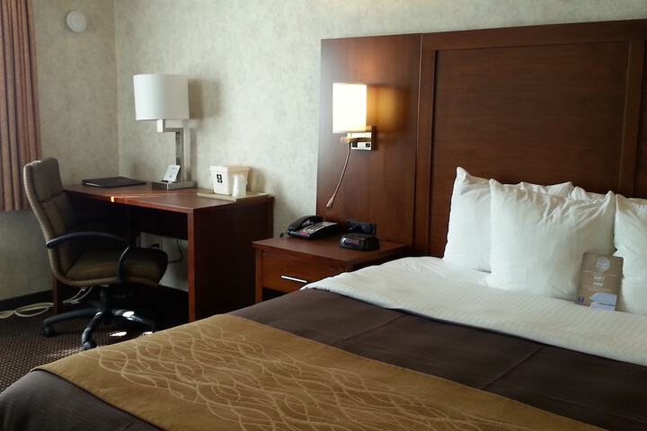 Room 25 of 32