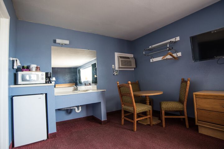 Room 62 of 94