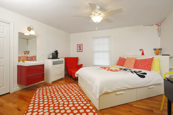 Room 45 of 84