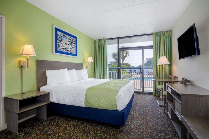 Travelodge by Wyndham Outer Banks / Kill Devil Hills