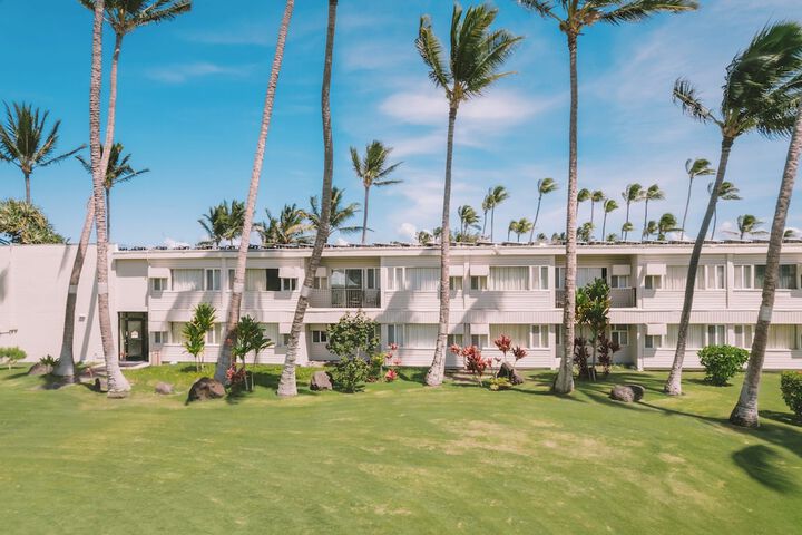 Hotel 8 of 128