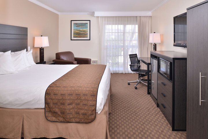 Room 7 of 19