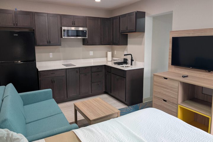 Days Inn by Wyndham Champaign / Urbana