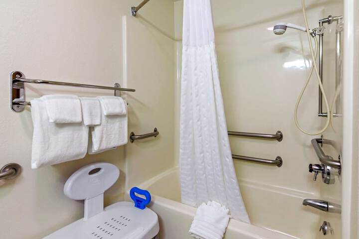 Comfort Inn Atkins-Marion I-81