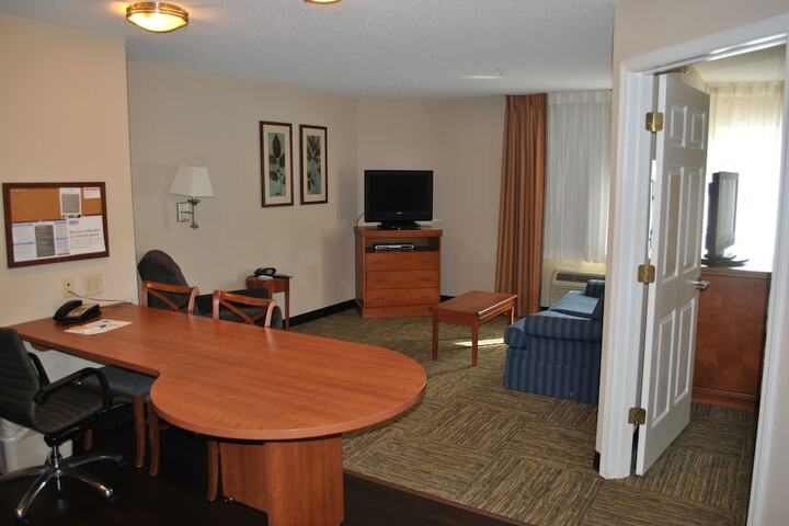 Room 33 of 44