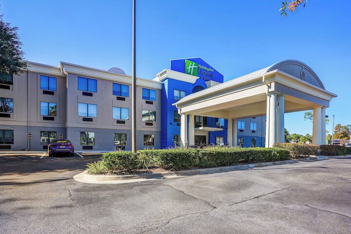 Holiday Inn Express & Suites Jacksonville - Atlantic Beach by IHG