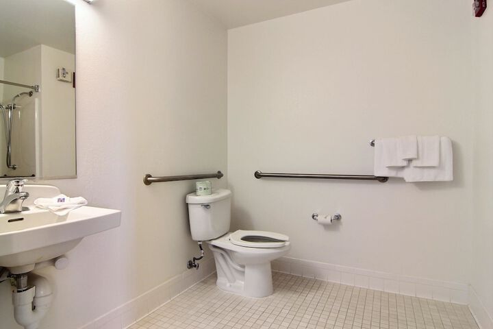 Room 22 of 27