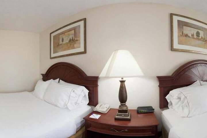 Room 12 of 34