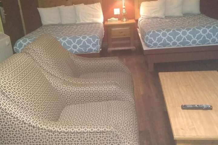 Room 12 of 32