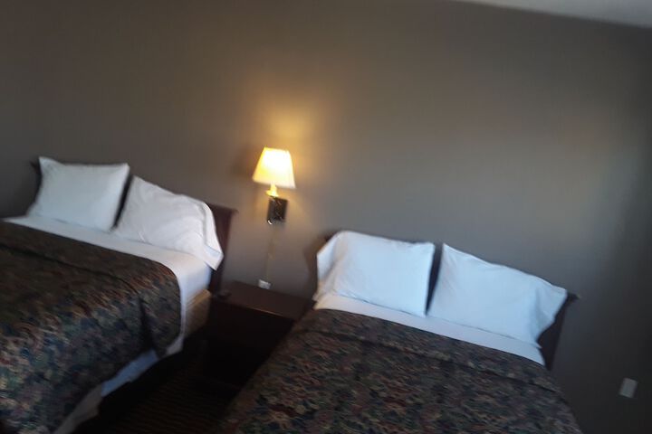 Super 54 Inn