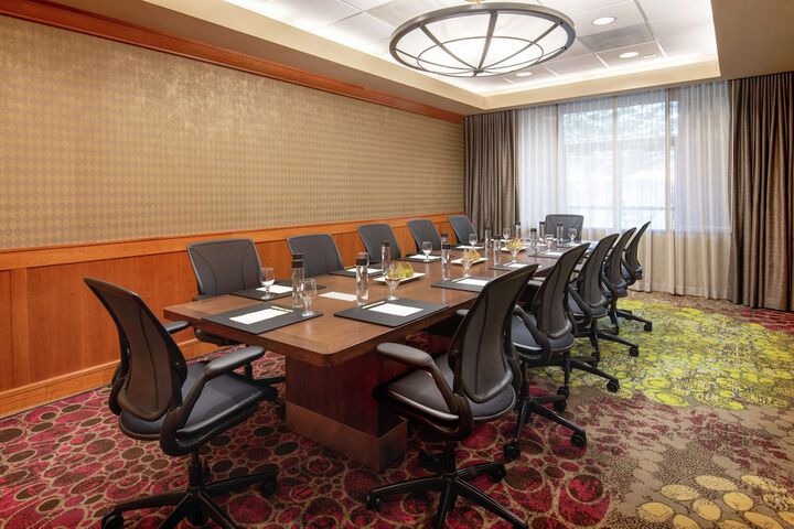 DoubleTree Suites by Hilton Seattle Airport - Southcenter