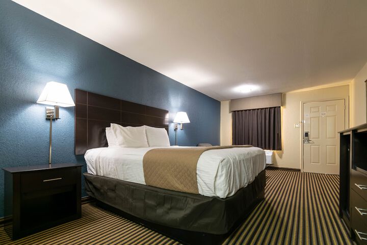 Room 14 of 41