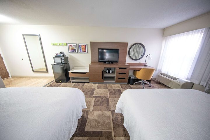 Hampton Inn Hutchinson