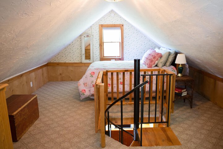 Room 48 of 66