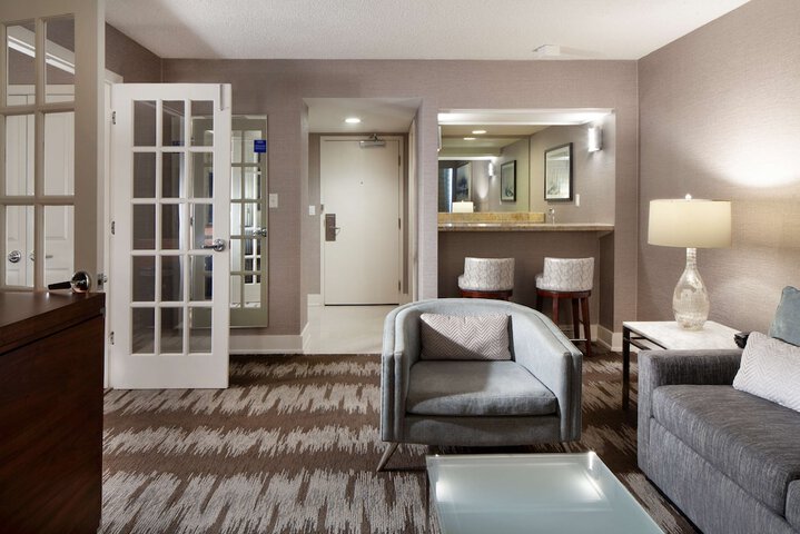 Room 53 of 114