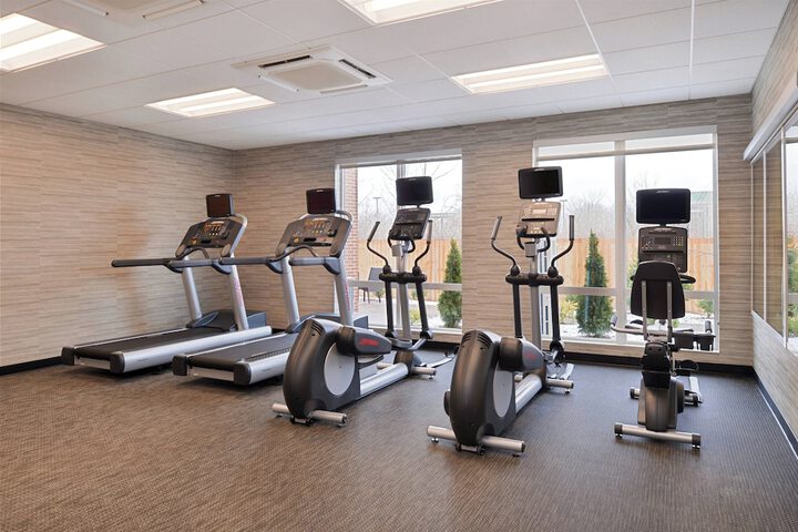 Courtyard by Marriott Toledo North