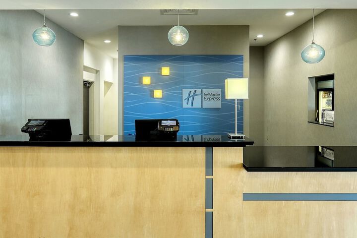 Hotel Interior 13 of 48