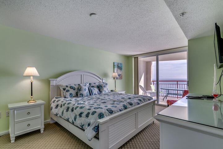 Room 22 of 32