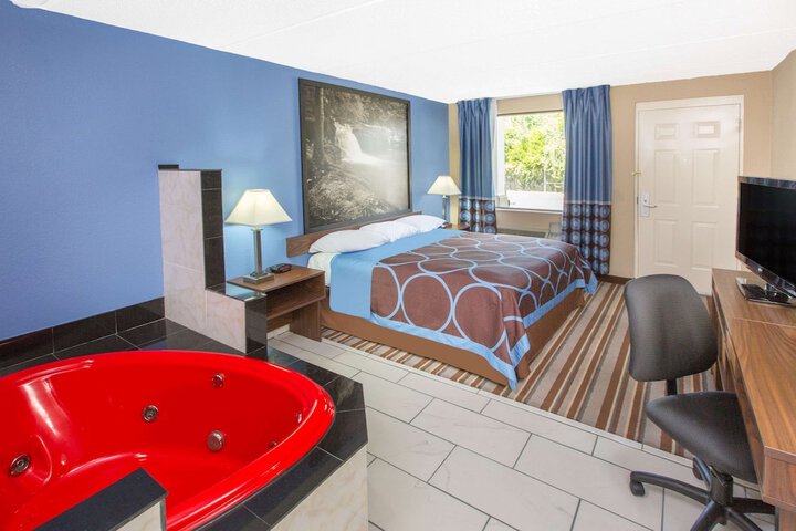 Room 19 of 21
