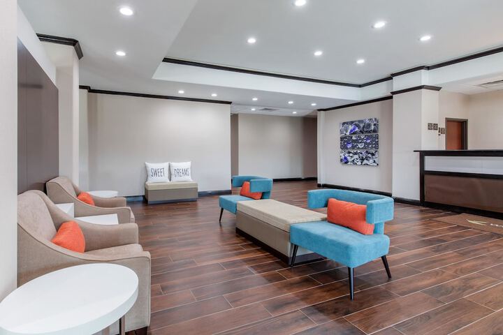 Hotel Interior 5 of 33