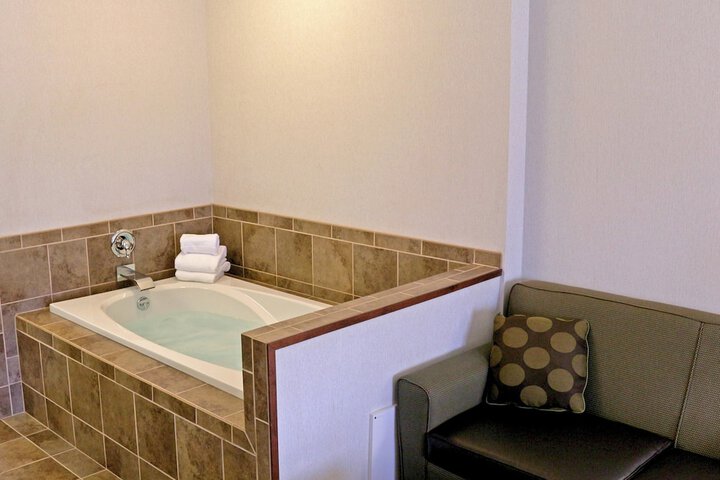 Holiday Inn West Yellowstone by IHG.