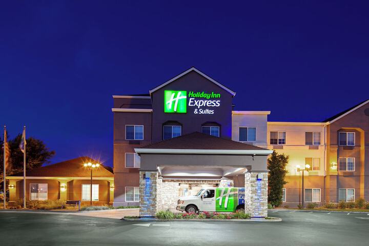 Hotel 8 of 42
