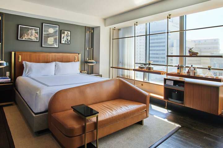 Room 45 of 114